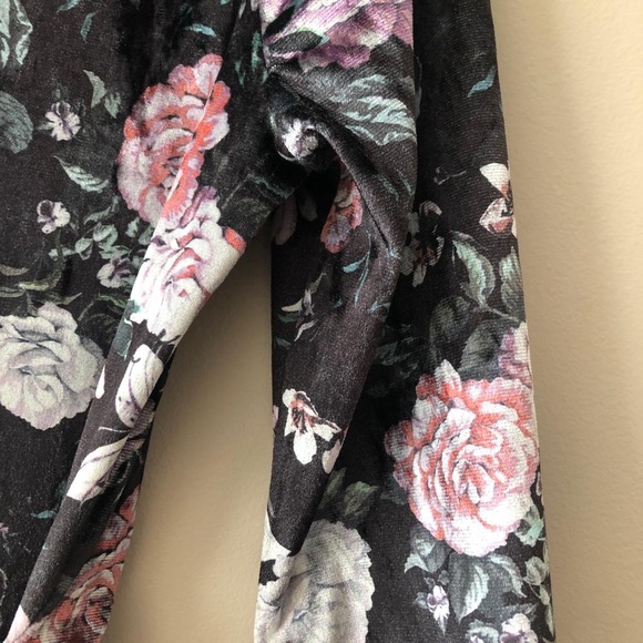 Dynamite floral dress - Picture 3 of 8